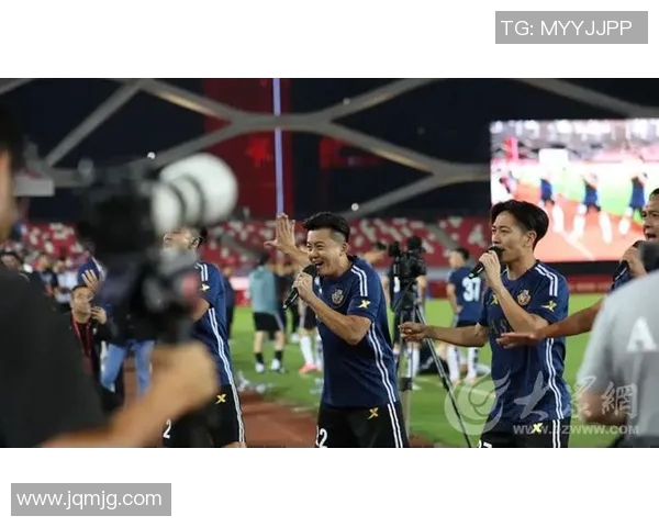 香港足球明星队激情配乐展现运动魅力与团结精神的完美结合